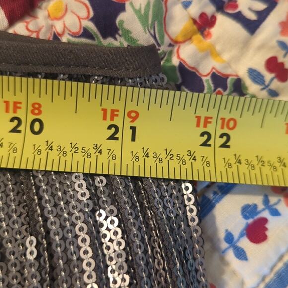 Anthropologie Silver Sequin Ruffle Hem Cami Top Women's Size 14 - Picture 6 of 14